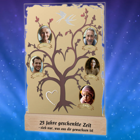 acrylglas-familienbaum-mit-fotos-und-graviertem-holzsockel-nach-kundenwunsch