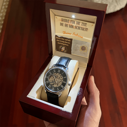 luxusuhr-in-einer-geschenkbox-aus-holz-mit-led-spot-und-personalisierter-karte-danke-für-die-zeit-die-du-mir-schenkst-deine-personalisiertr-name