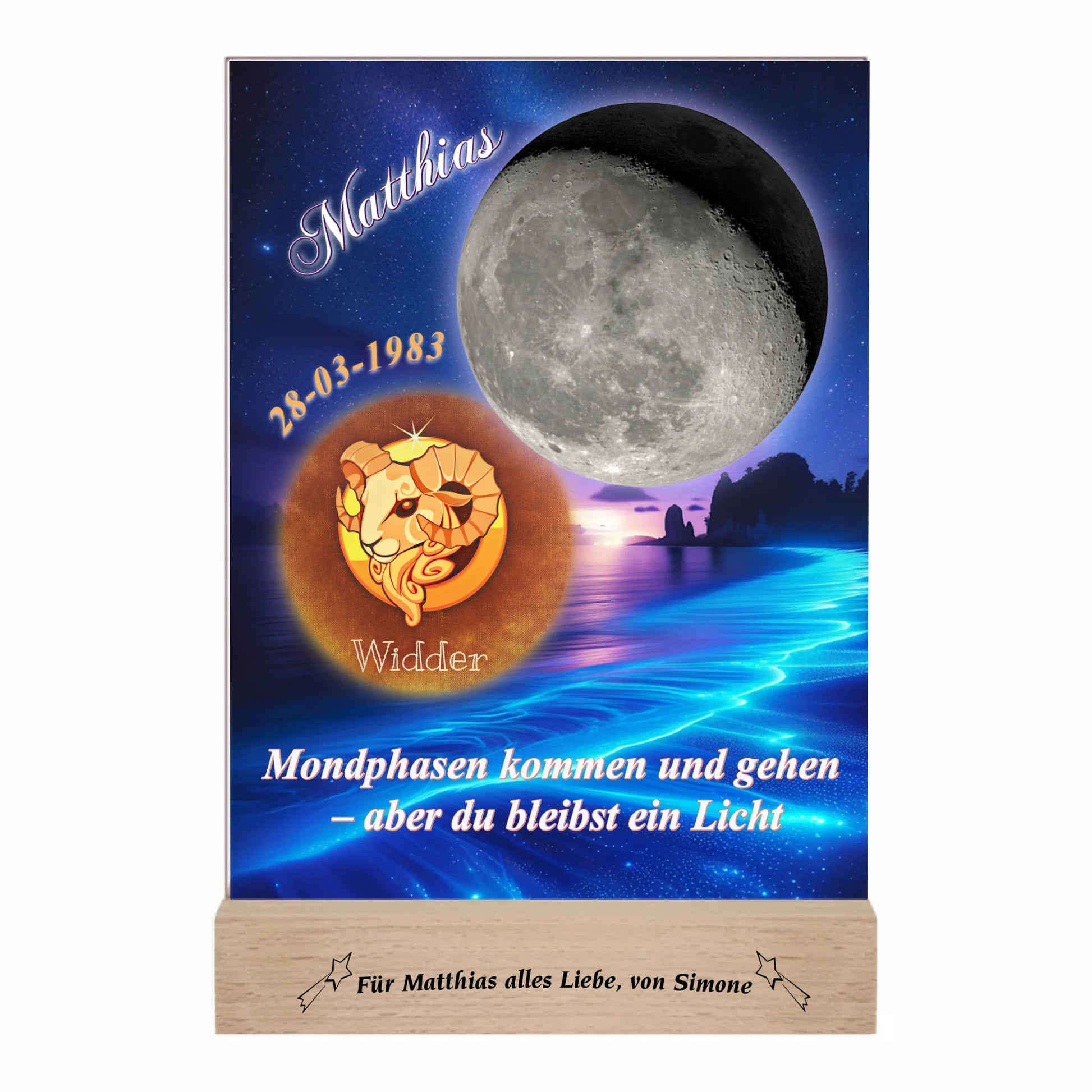 acrylglas-15x20cm-mit-graviertem-holzsockel-design-mit-personalisierter-mondphase-nach-datum-mit-sternzeichen-und-name-kurzer-spruch-monphasen-kommen-und-gehen-aber-du-bleibst-ein-licht-designhintergrund-brandung-meer-in-neon-blau-sternzeichen-ist-bronzefarben-dargestellt-und-der-mond-silber
