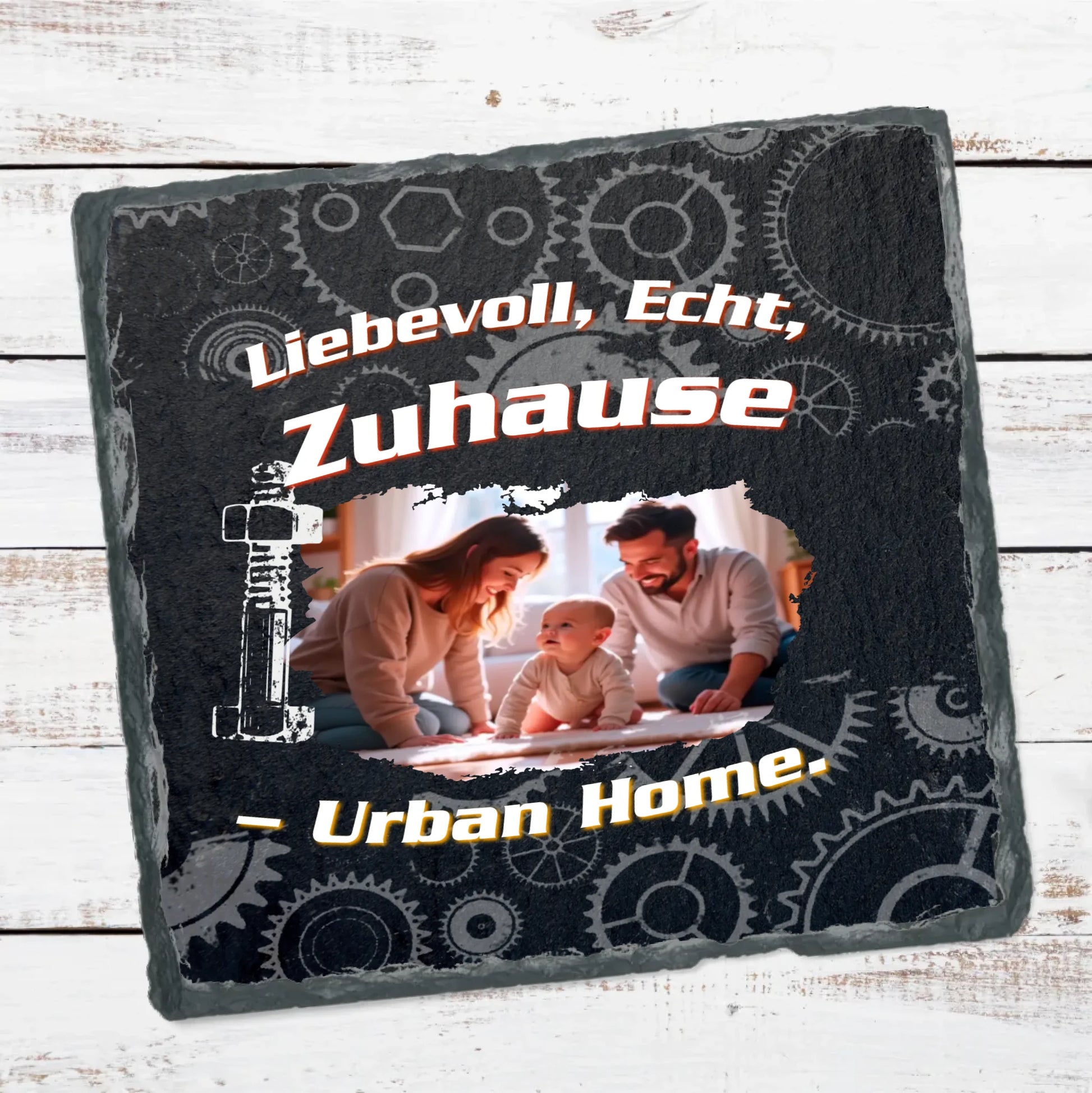 personalisierte-schieferplatte-schwarz-15x15cm-im-industrial-look-mit-foto-und-spruch-liebevoll-echt-zuhause-urban-home-und-mit-motiven-wie-zahnräder-und-schraube-als-weihnachtsgeschenk-fuer-deinen-partner