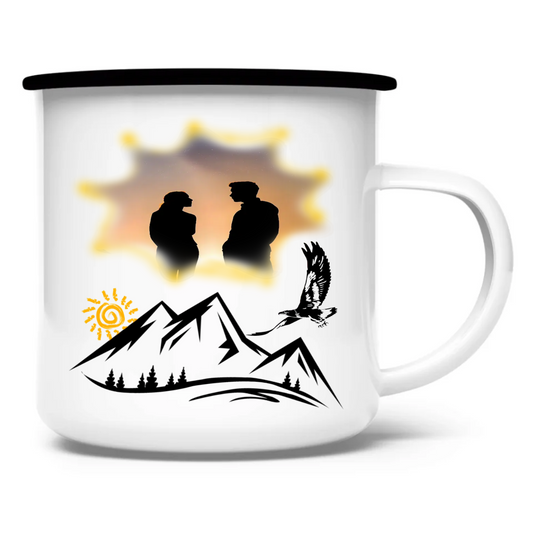 emaille-tasse-mit-schwarzem-rand-rückseite-mit-foto-und-bergmotiv