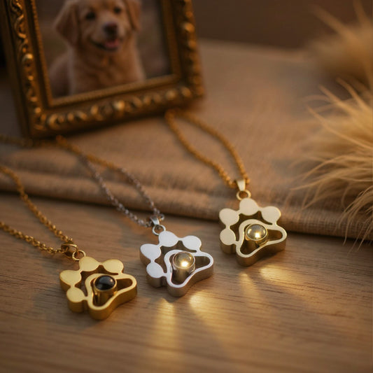 pfoten-halsketten-als-fotogeschenk-fuer-haustierbesitzer-zu-weihnachten-personalisiert-mit-eigenem-foto