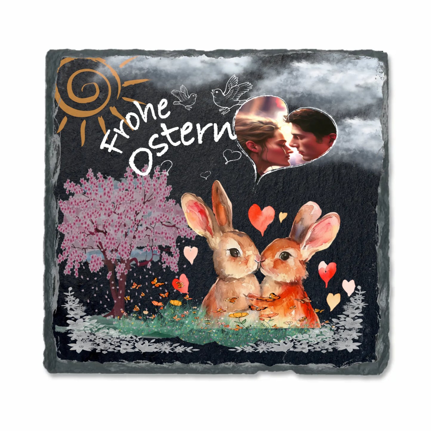 schwarze-schieferplatte-15x15cm-mit-gebrochenem-rand-und-bunten-motiven-osterhasen-blüten-schmetterlinge-personalisierbar-mit-eigenem-foto-in-herzform