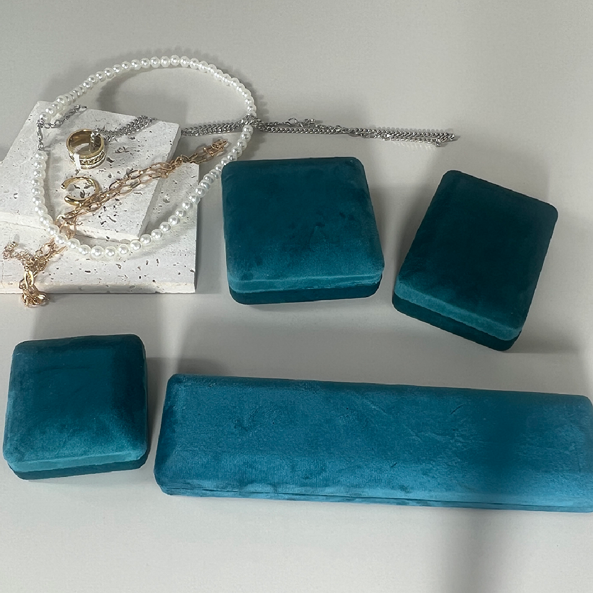 schmuck-box-in-verschiedenen-groessen-passend-zum-produkt