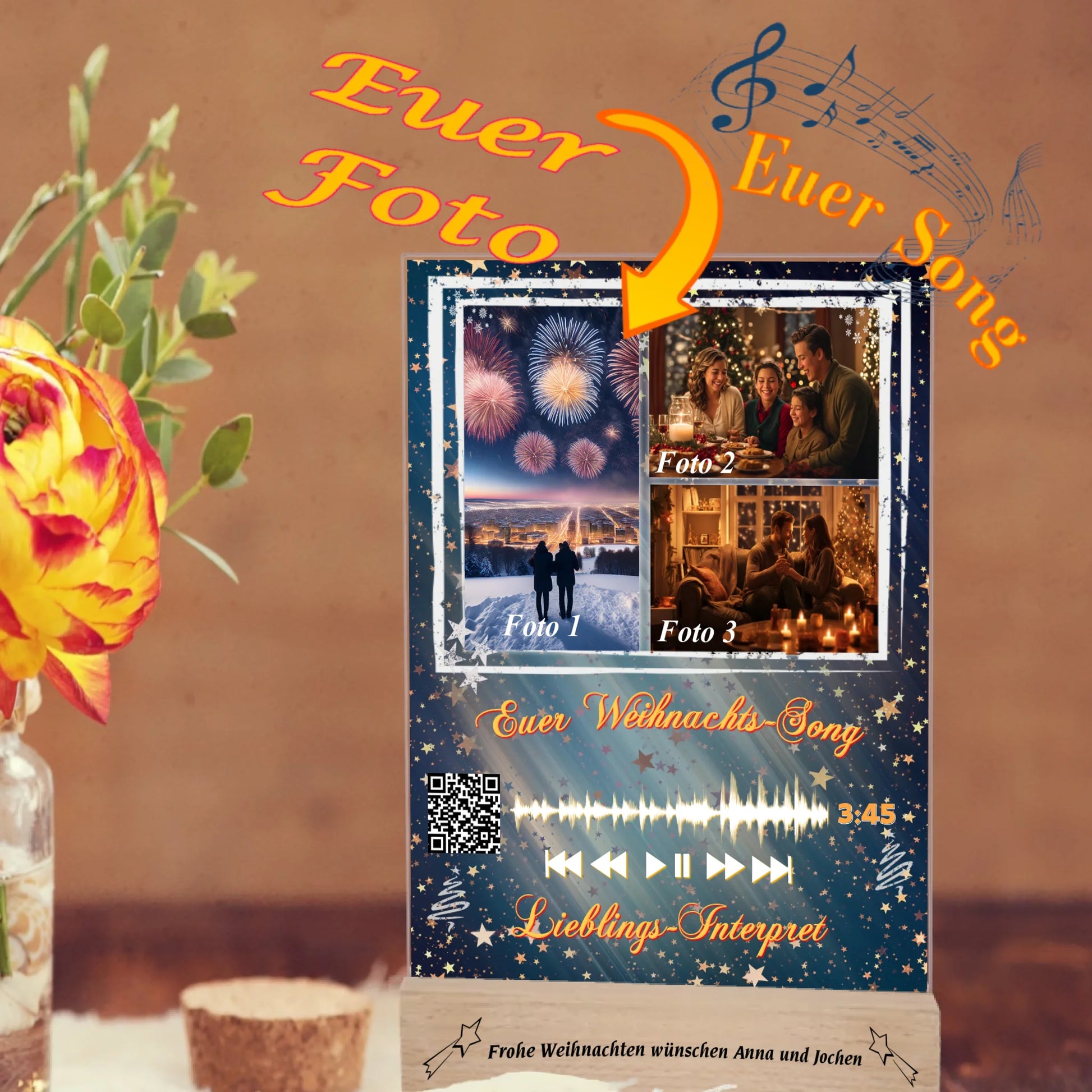 acrylglas-15x20cm-mit-graviertem-standfuss-aus-echtholz-nikolausgeschenk-mit-3-fotos-und-ausgewähltem-songtitel-und-interpret-mit-qr-code-design-hintergrund-dunkelgrün-mit verlauf-in-die farbe-silber-mit-vielen-kleinen-sternen-standfuss-graviert-mit-namen-oder-wunschtext-produktbild-mit-hinweis-zu-personalisierung