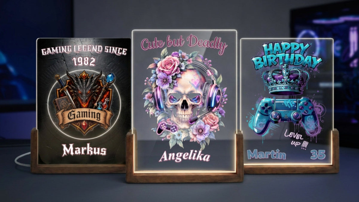 drei-personalisierte-led-gamer-lampen-mit-holzsockel-namen-und-motiven-gaming-wappen-totenkopf-mit-headset-und-controller-zum-geburtstag