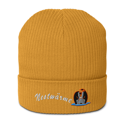 bio-baumwoll-beanie-gelb-gerippt-bestickt-mit-motiv-pinguin-familie-und-schriftzug-nestwaerme