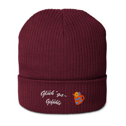 bio-baumwoll-beanie-weinrot-gerippt-bestickt-mit-motiv-gluehweintasse-und-schriftzug-gluehgs-gefuehle