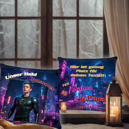 superhelden-kissen-mit-foto-40x40-cm-fuer-jungen-vorderseite-und-rueckseite-personalisiert