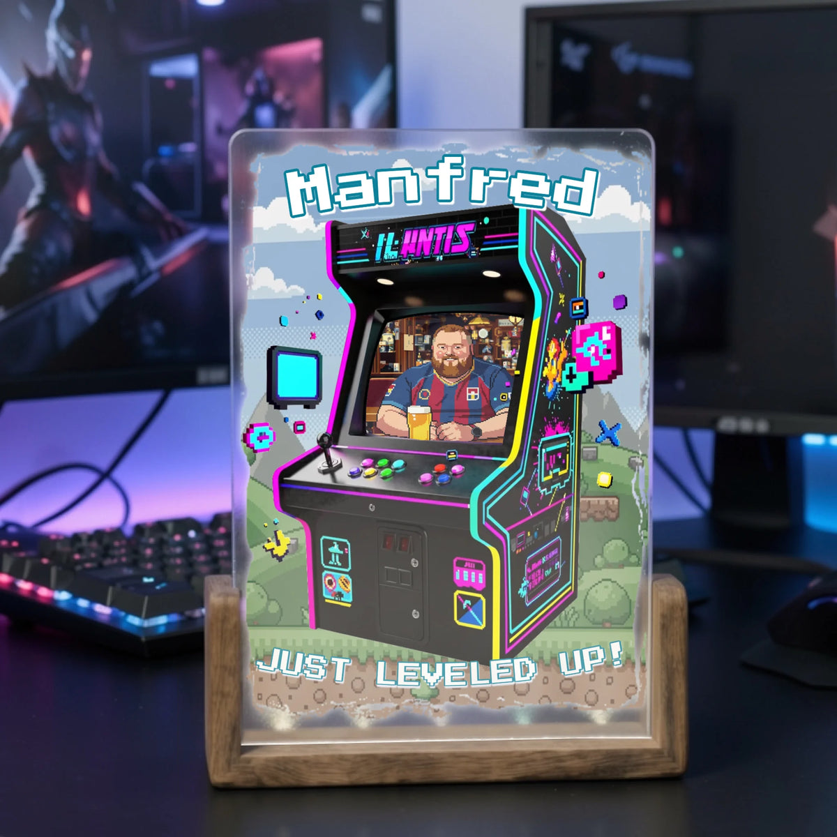 personalisierte-gaming-lampe-mit-eigenem-foto-als-8-bit-grafik-auf-gaming-schreibtisch