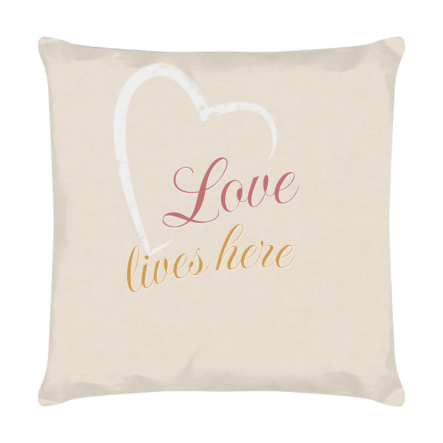 kissen-familie-40x40-cm-rueckseite-cremefarben-mit-herz-und-schriftzug-love-lives-here