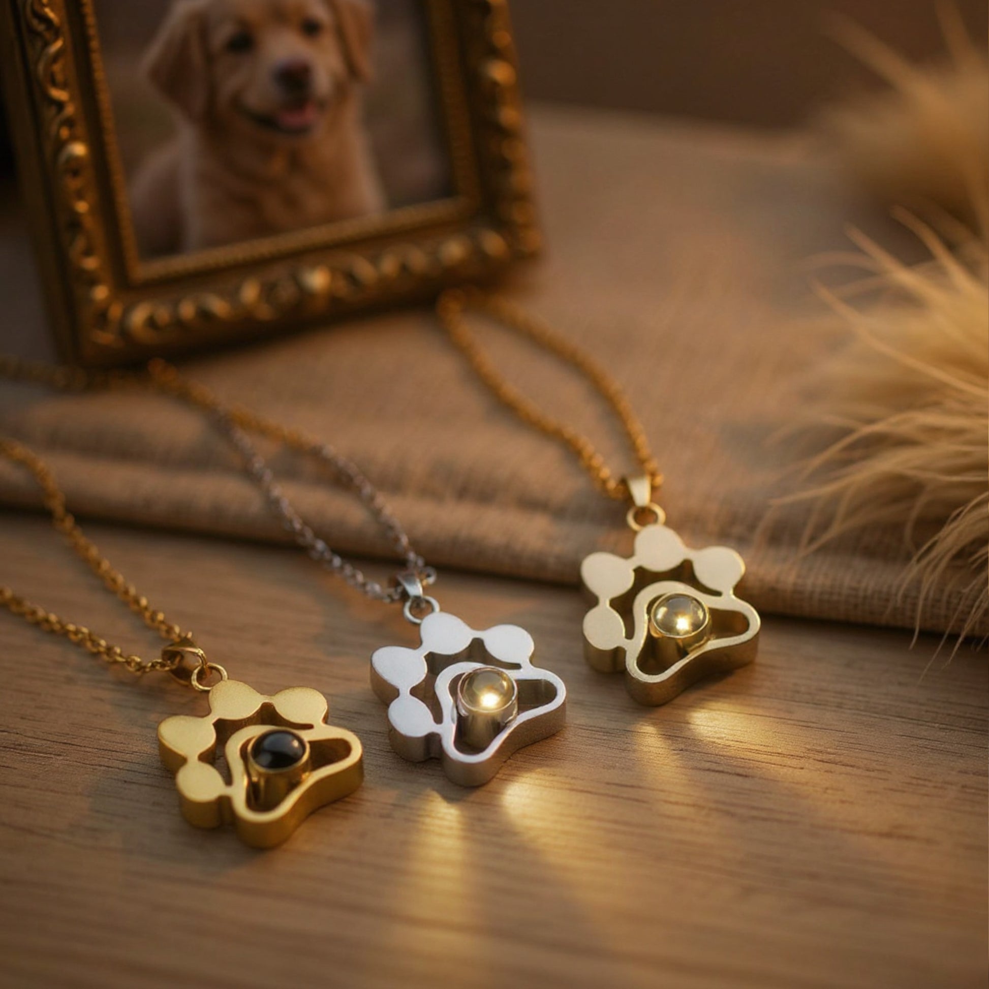 pfoten-halsketten-als-fotogeschenk-fuer-haustierbesitzer-zu-weihnachten-personalisiert-mit-eigenem-foto