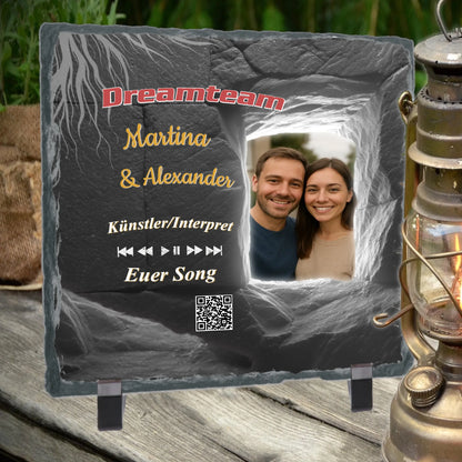 schieferplatte-als-fotogeschenk-mit-musik-und-qr-code-zu-lieblings-song