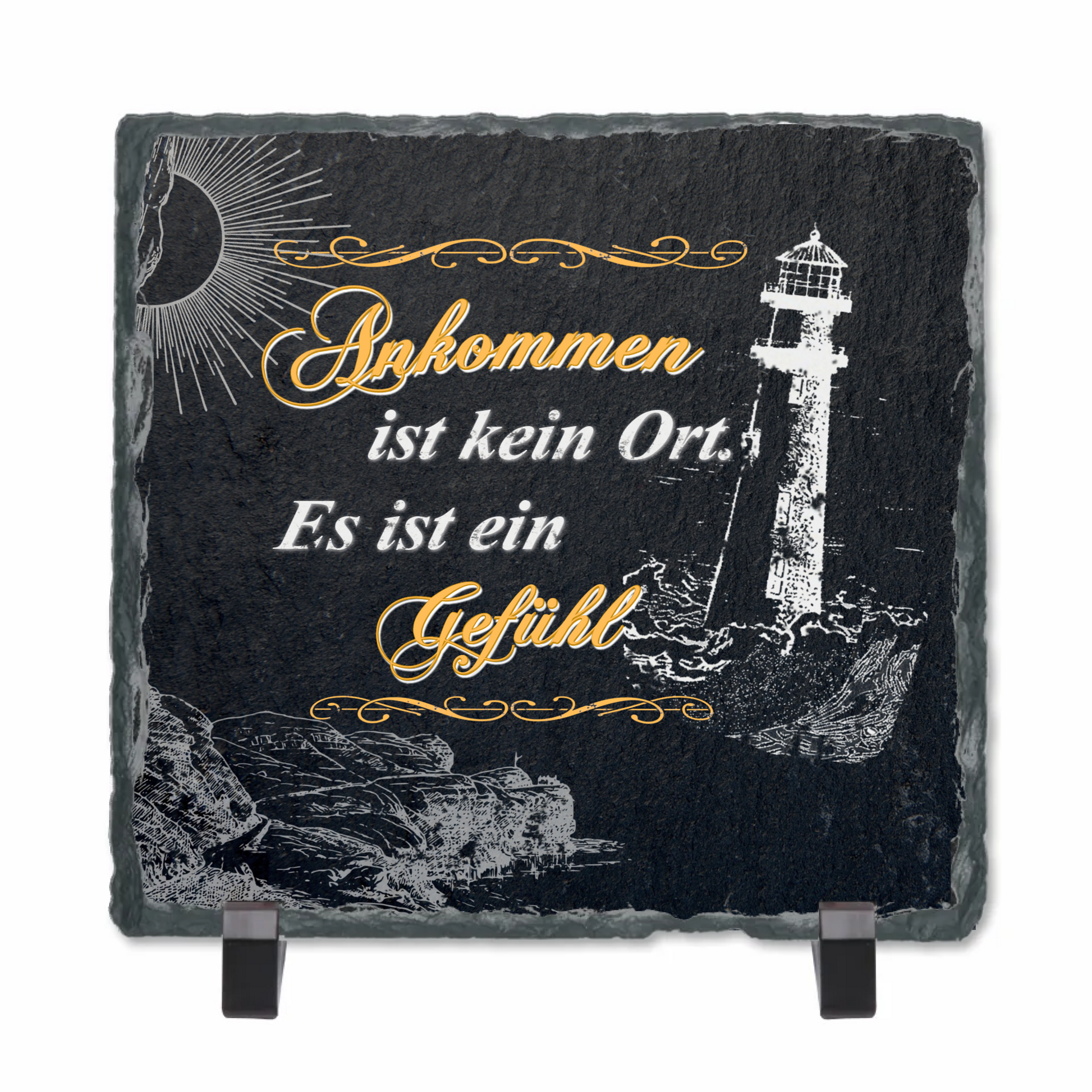 schieferplatte-quadratisch-schwarz-mit-standfuß-mit-motiv-leuchtturm-und-spruch-ankommen-ist-ein-gefuehl-als-geschenk-für-beste-freundin