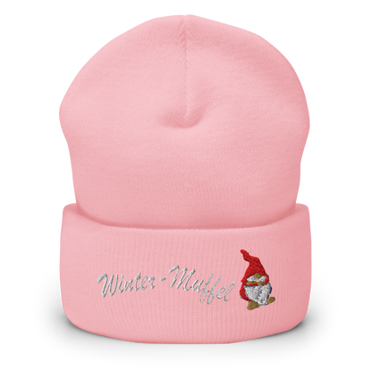 muetze-mit-breitem-bund-pink-bestickt-mit-motiv-witzigem-wichtel-und-schriftzug-winter-muffel
