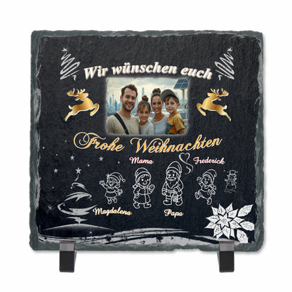 personalisierte-schieferplatte-15x15cm-mit standfuss-als-weihnachtsdeko-fensterbank-mit-wichtel-motiven-zu-namen